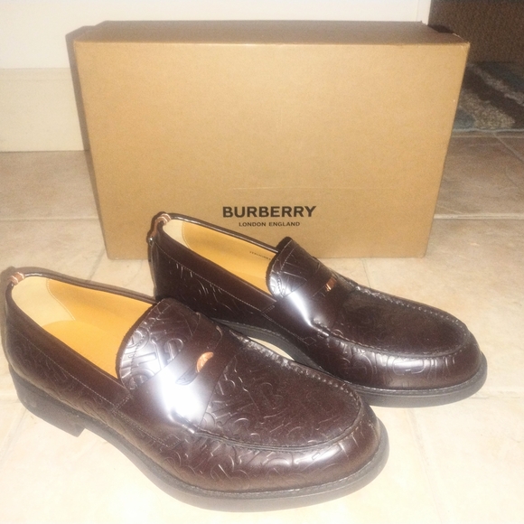 Burberry Other - NEW Men's Burberry Chocolate Brown TB Emile Embossed Leather Loafers W/Box Sz 9